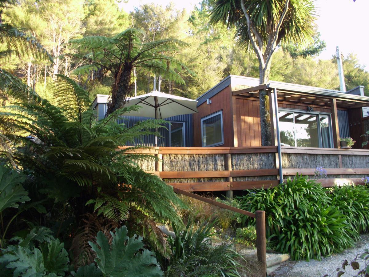 Cabbage Tree Chalet Parapara Номер фото